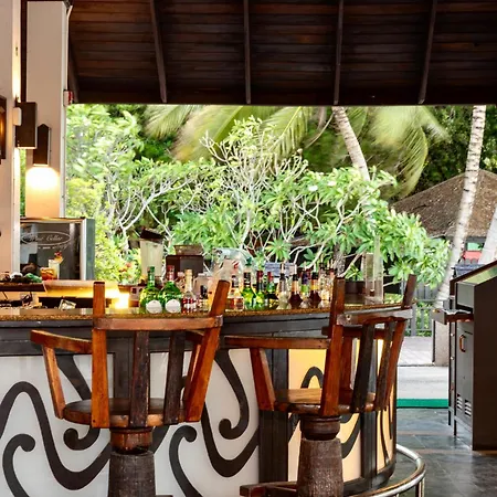 Phi Phi Holiday Resort, Leam Tong Beach-2